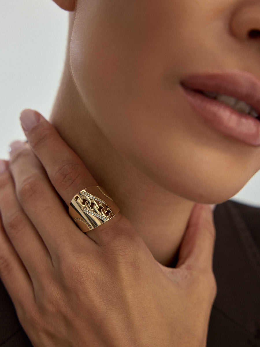 Cuban Chain Motif Stone Ring in 14K Gold