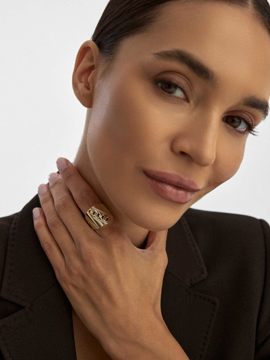 Cuban Chain Motif Stone Ring in 14K Gold