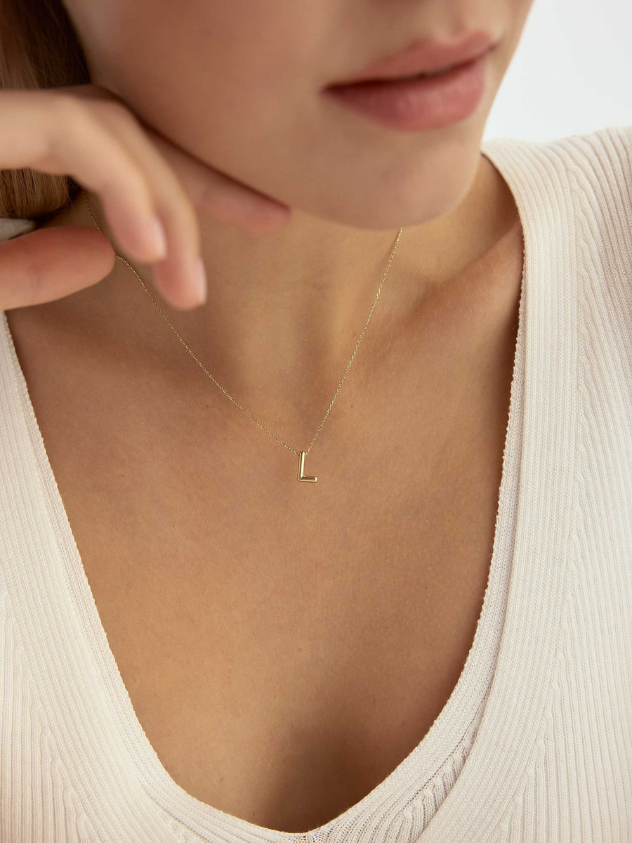 Letter L Classic Initial Necklace in 14K Gold