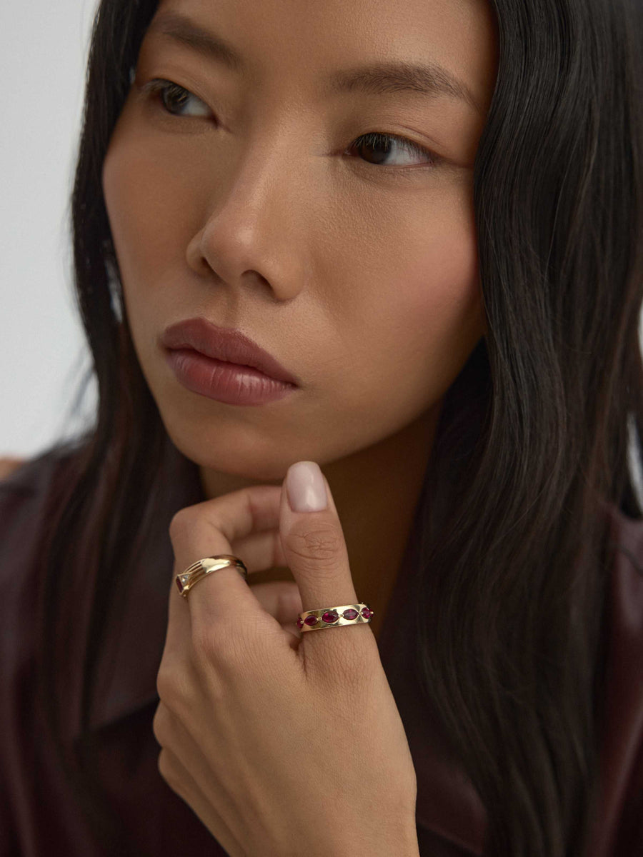Marquise Cut Garnet Stone-Set Ring in 14K Gold