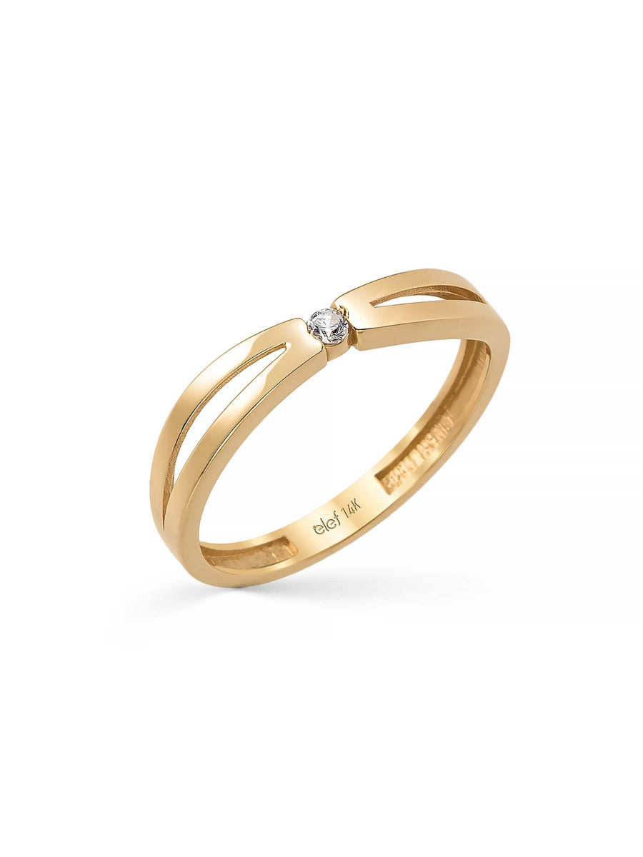 Minimal Solitaire Ring in 14K Gold