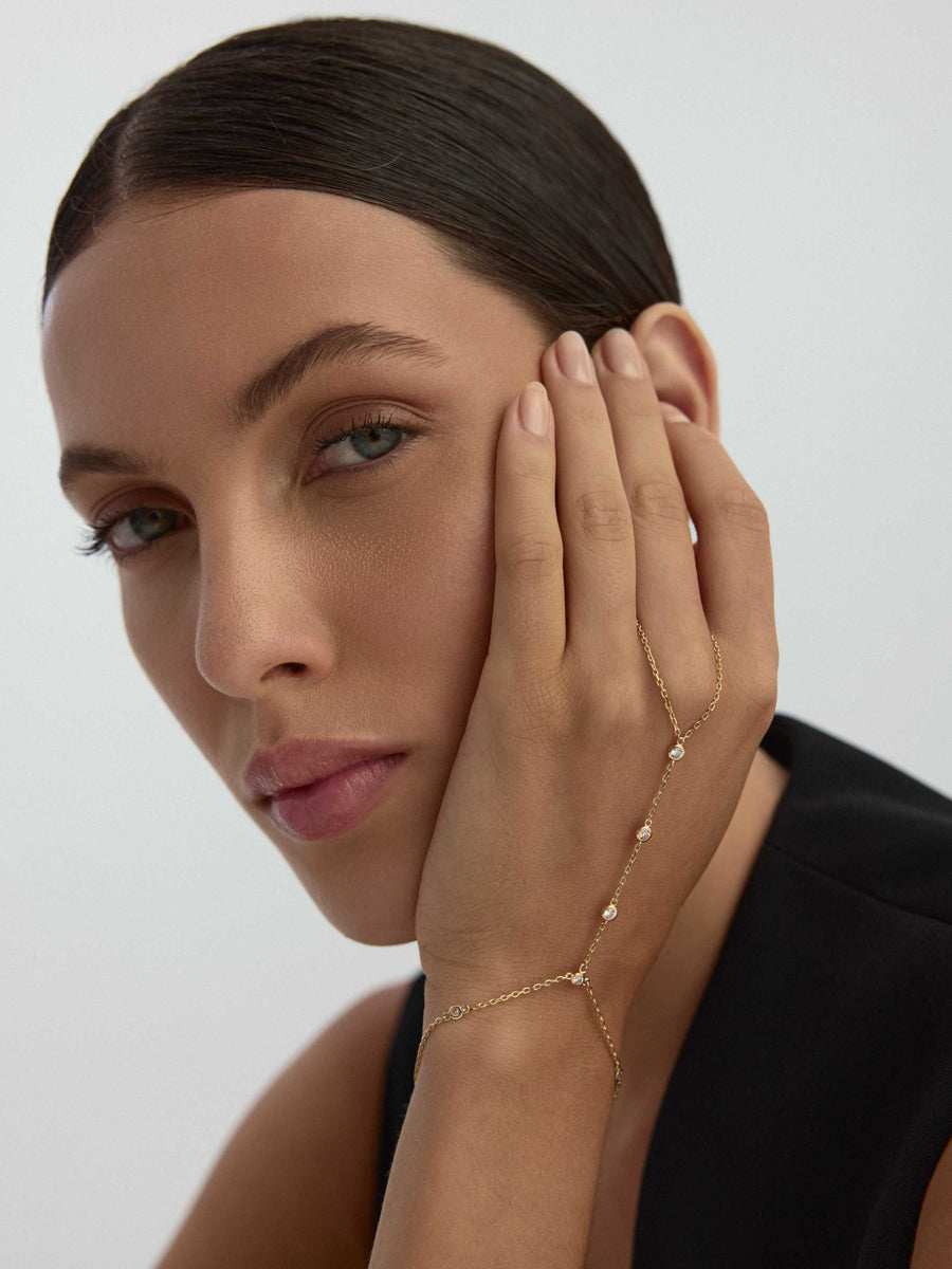 Minimal Zircon Hand Chain in 14K Gold
