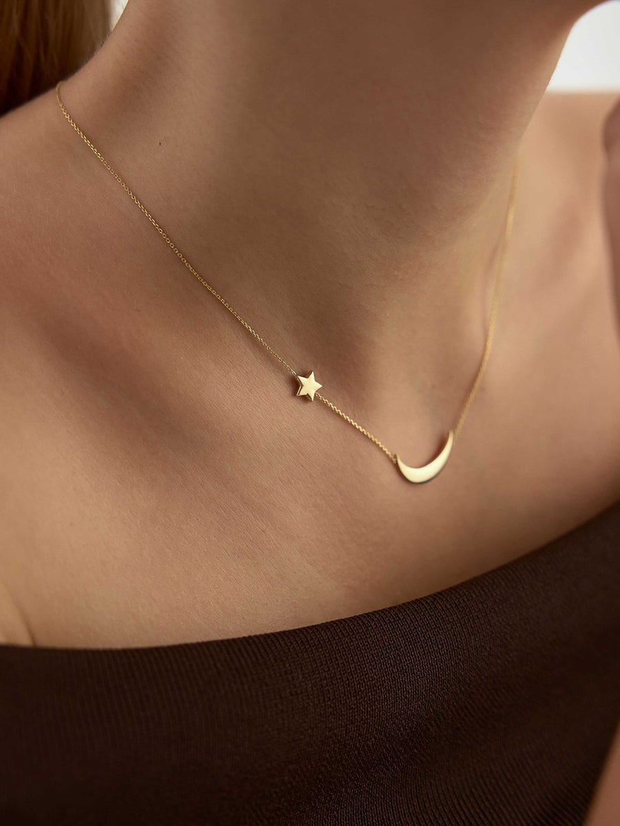 Modern Hilal & Star Necklace in 14K Gold