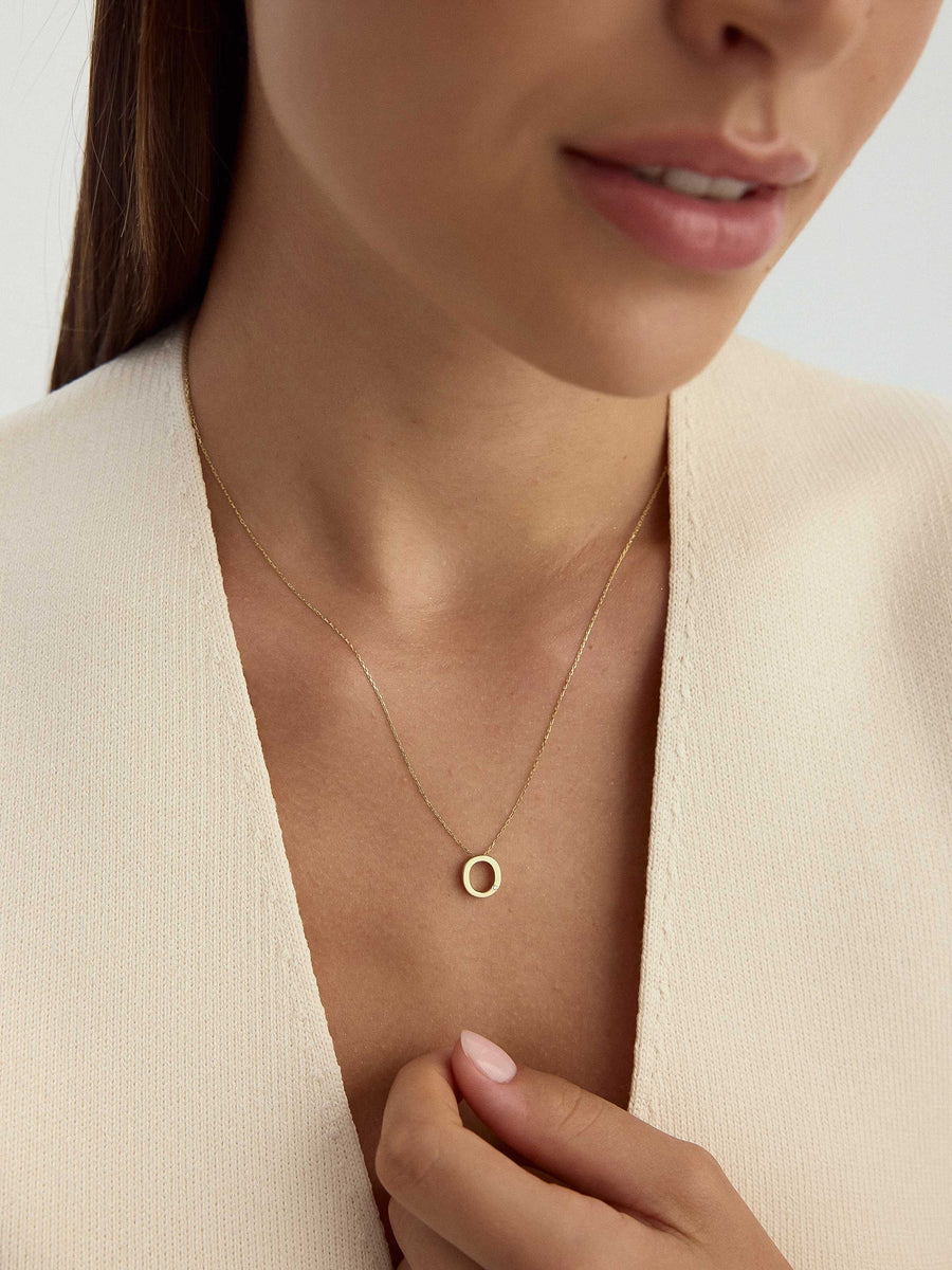 Letter O Stone Initial Necklace in 14K Gold