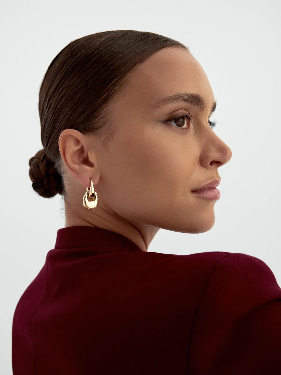Oval Form Double Drop Earrings in 14K Gold