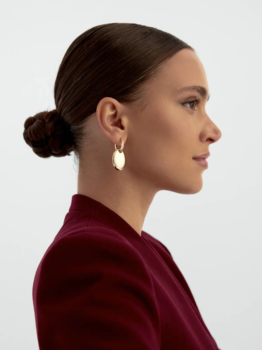 Oval Form Stone Drop Earrings in 14K Gold