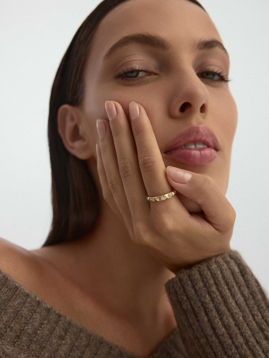 Diamond-Inspired Pyramid Form Ring in 14K Gold