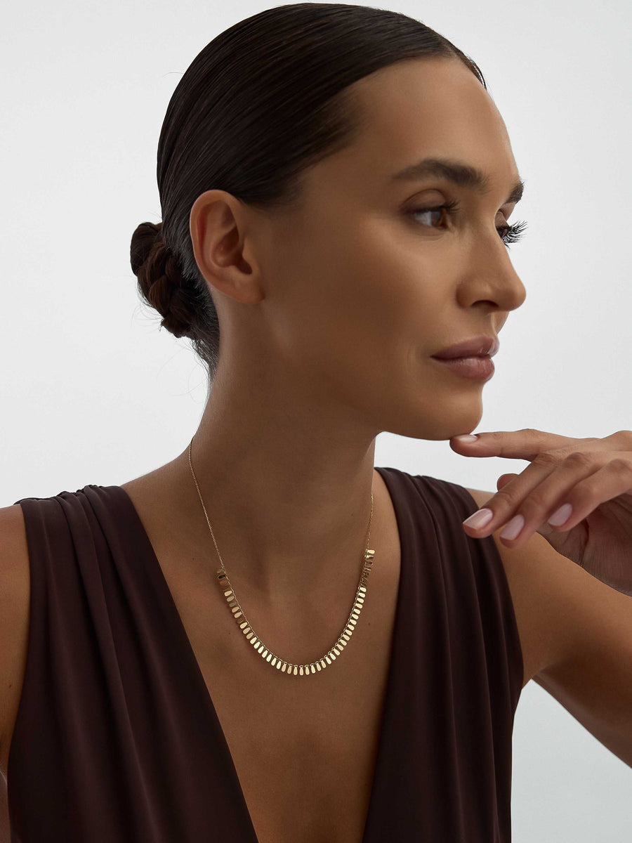 Drop Teardrop Form Necklace in 14K Gold