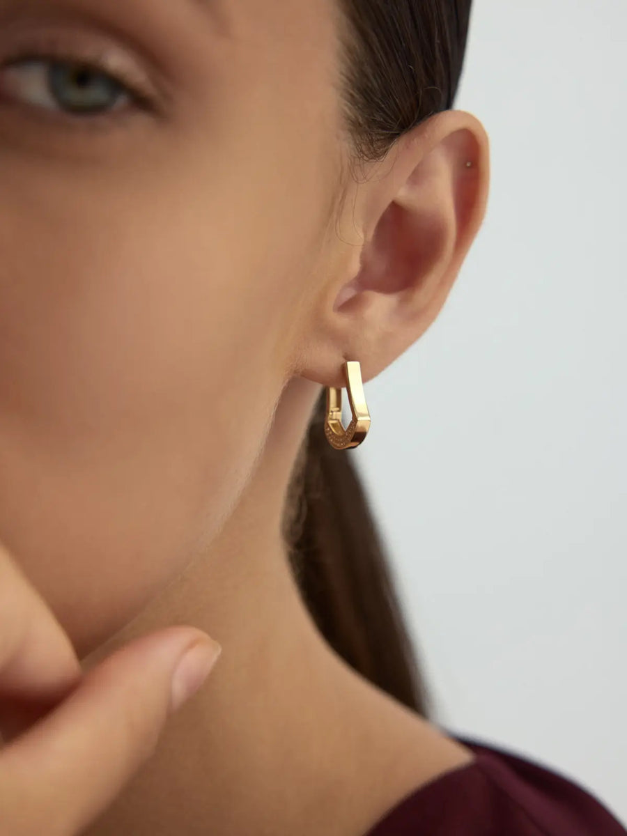 Stone-Set Kemer Form Earrings in 14K Gold