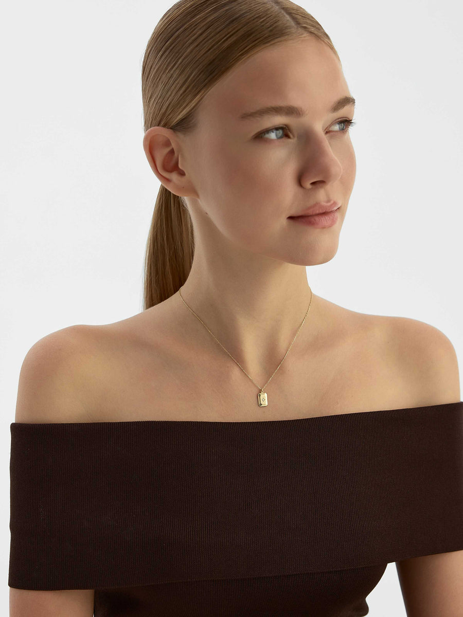 Stone Star Disc Necklace in 14K Gold
