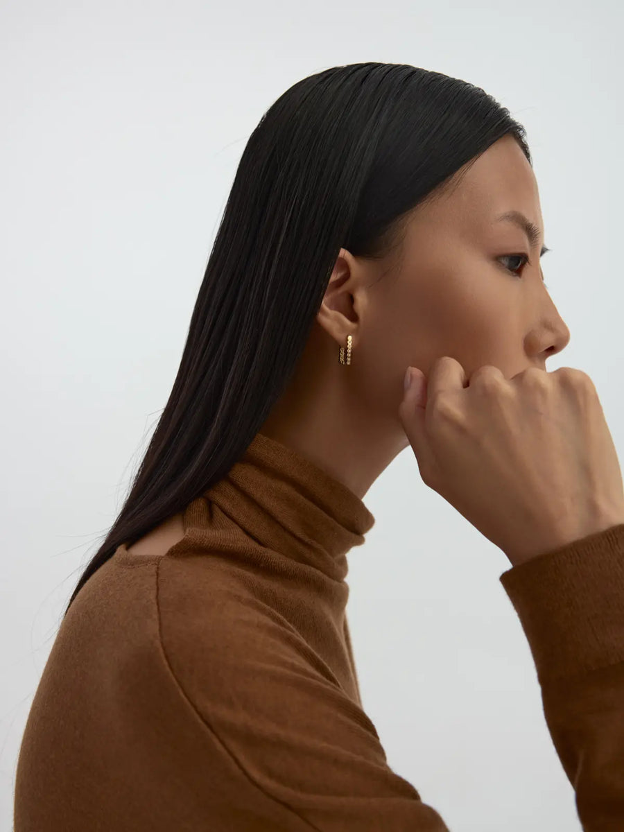 Stone Yiv Textured Earrings in 14K Gold