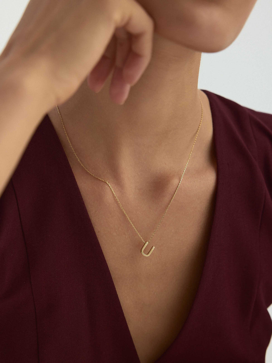 Letter U Stone Initial Necklace in 14K Gold