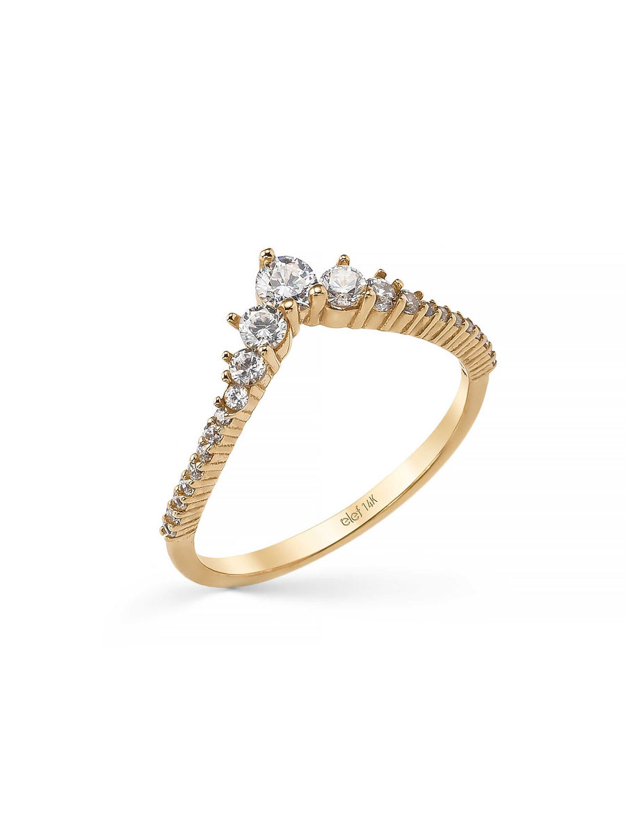 V-Shaped Sparkling Ring in 14K Gold
