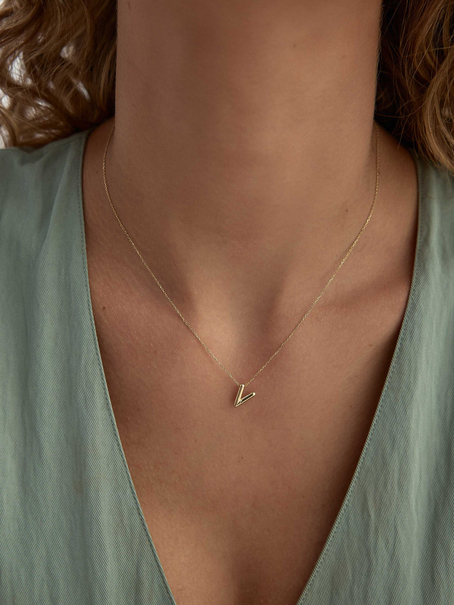 Letter V Classic Initial Necklace in 14K Gold