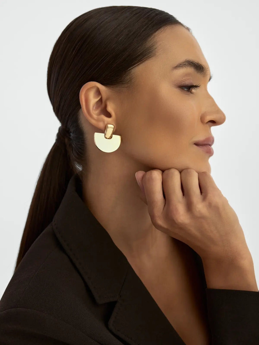 Half Daire Form Earrings in 14K Gold