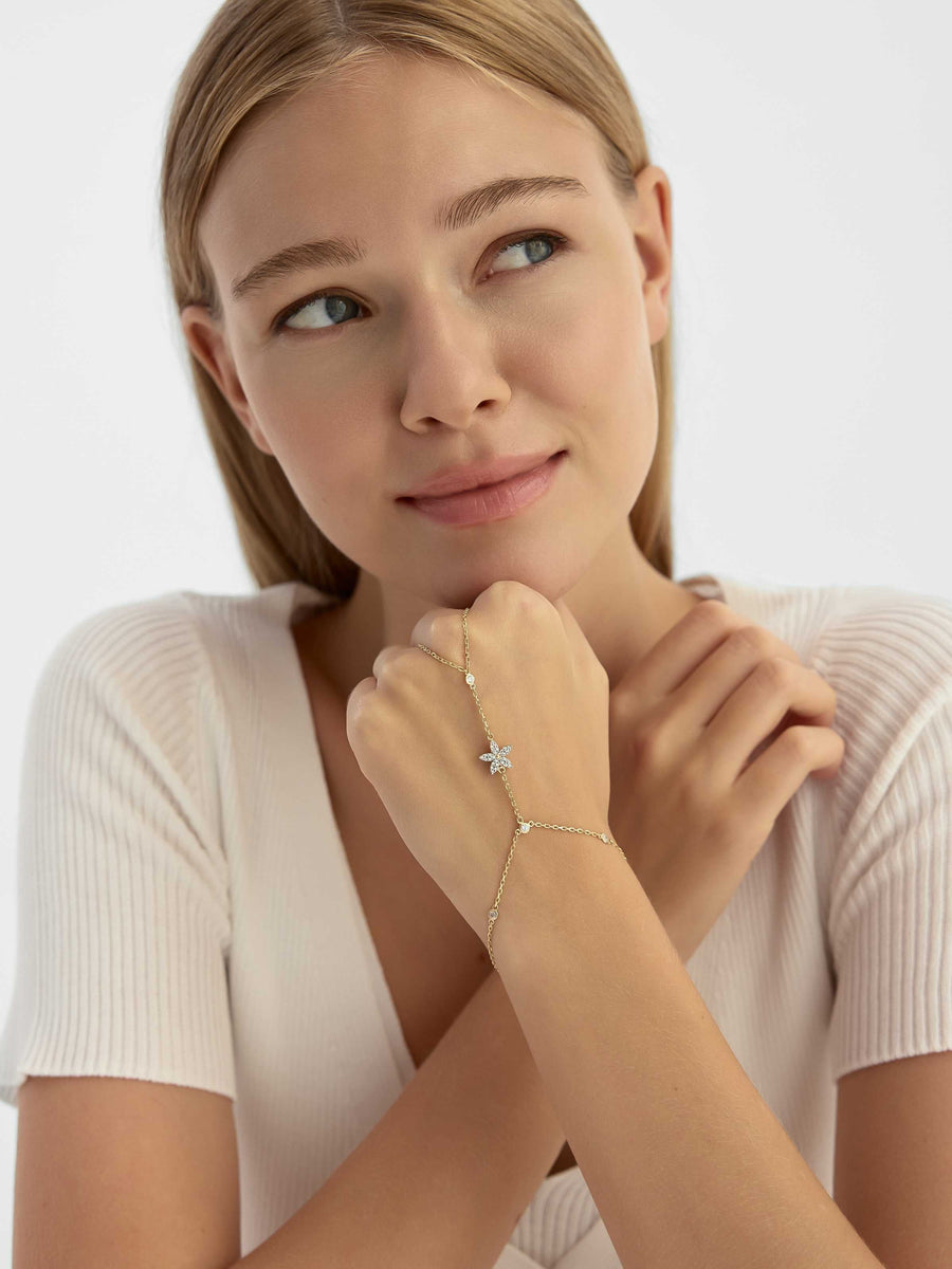 Yasemin Minimal Zircon Stone Hand Chain in 14K Gold