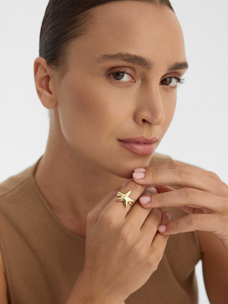 Star Fish Ring in 14K Gold
