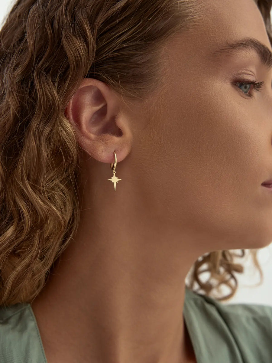 Star Tip Hoop Earrings in 14K Gold