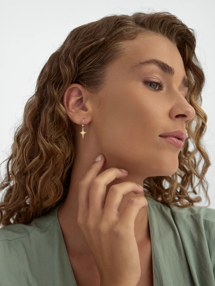 Star Tip Hoop Earrings in 14K Gold