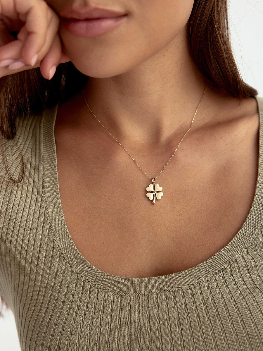 Clover Necklace in 14K Gold