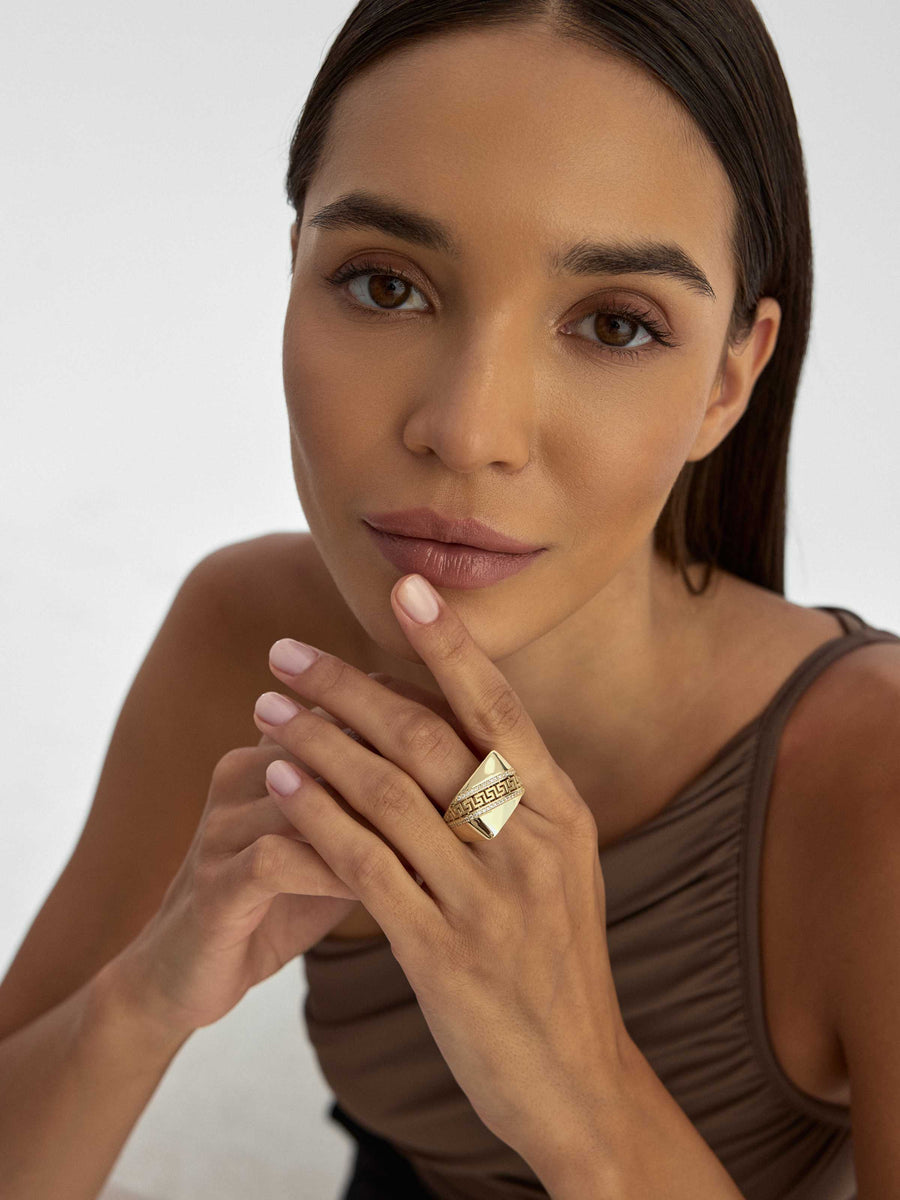 Greek Patterned Stone-Set Ring in 14K Gold