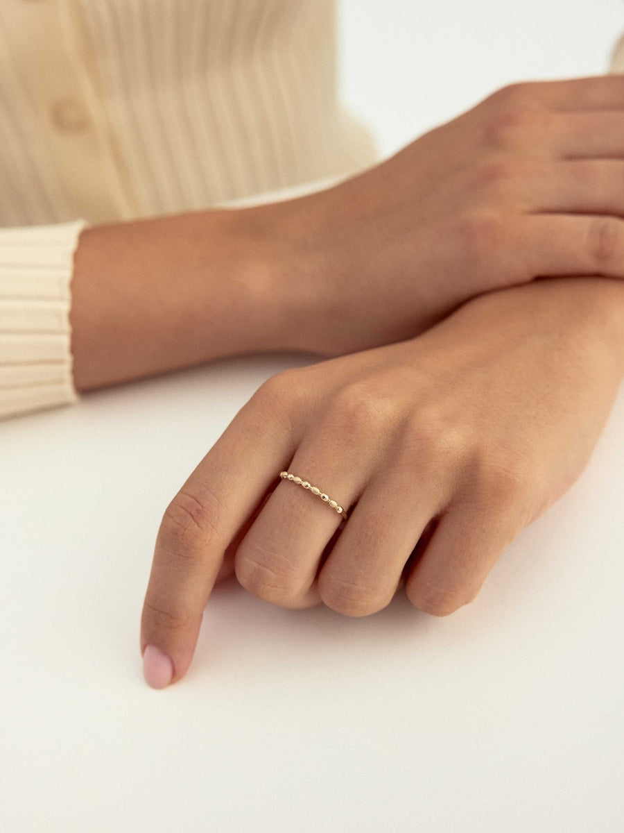 Round Form Row Minimal Ring in 14K Gold