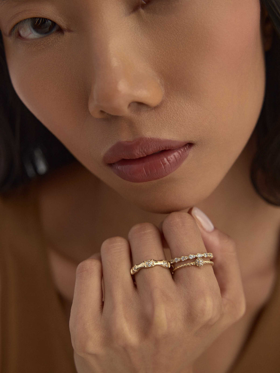 Round-Cut Stone Eternity Ring in 14K Gold