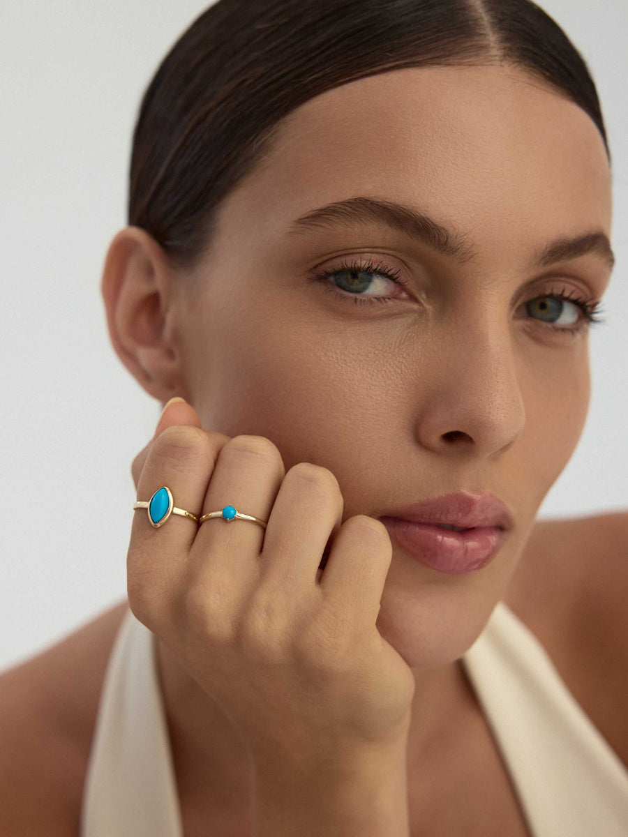 Round Turquoise Stone Minimal Ring in 14K Gold