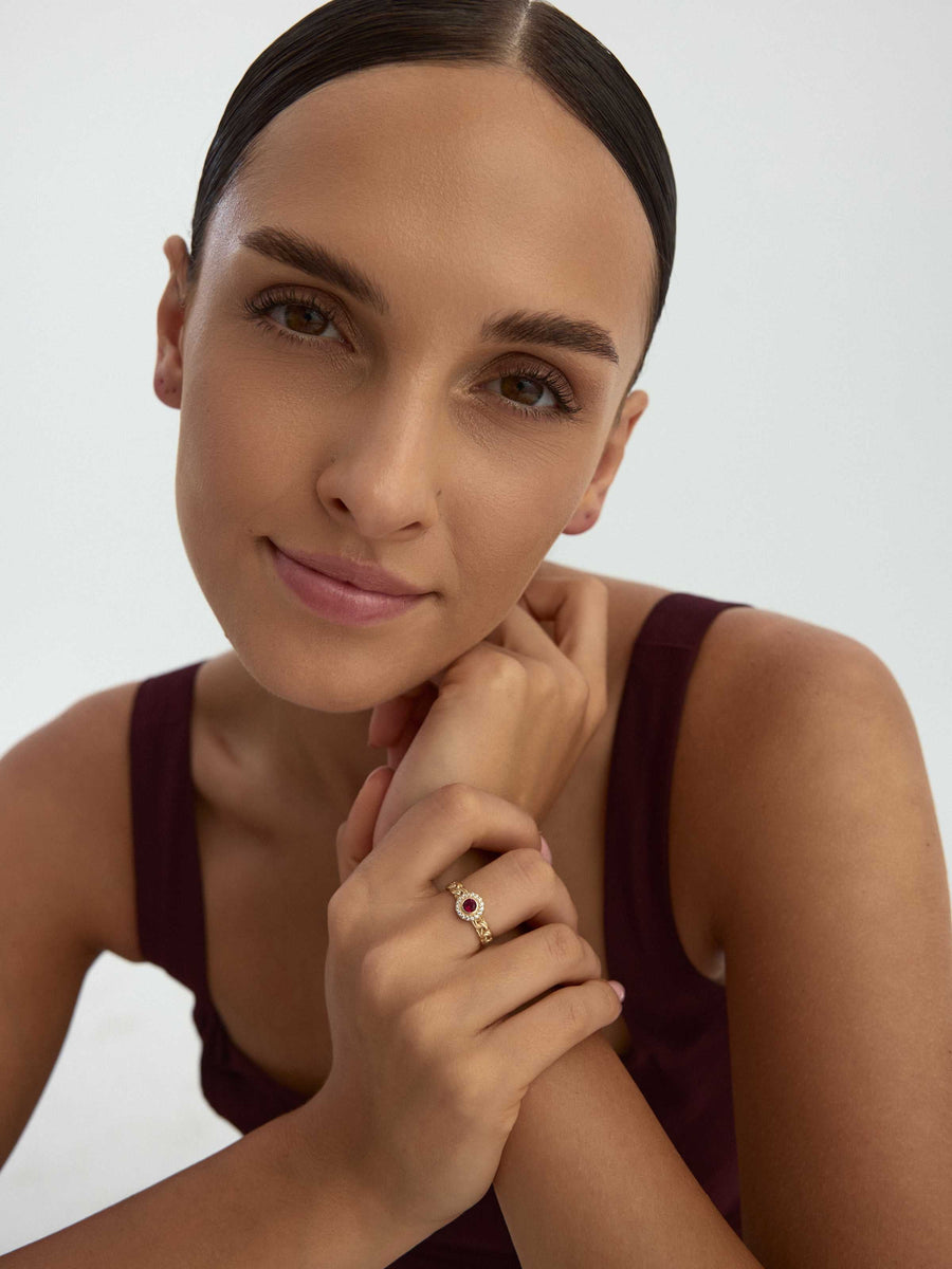 Chain Body Ruby-Inspired Stone Halo Ring in 14K Gold